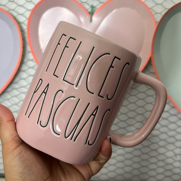 •NWOT Rae Dunn Easter Mug Spanish Pink Coffee Or Tea Time - Picture 1 of 1